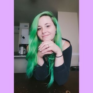 Meet your Posher, Christina